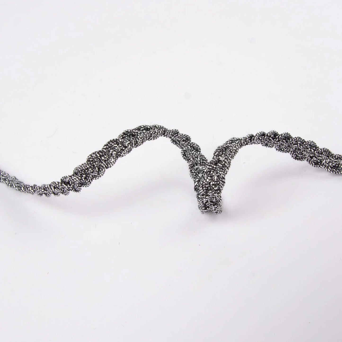 Braid trim/Agraman Crepinebånd 06mm-silver/black 608