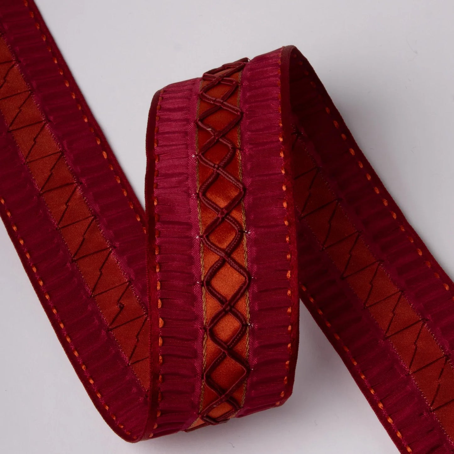 Jacq. Soutache Bord Fonce 46mm-red/orang