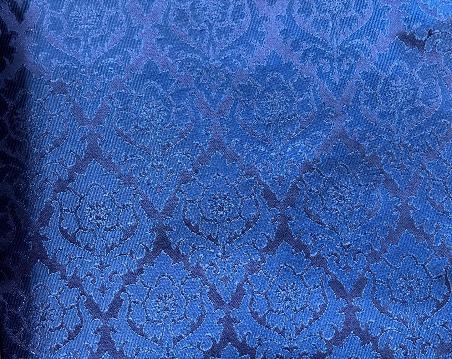 Granat eple struktur silk 140cm-blue