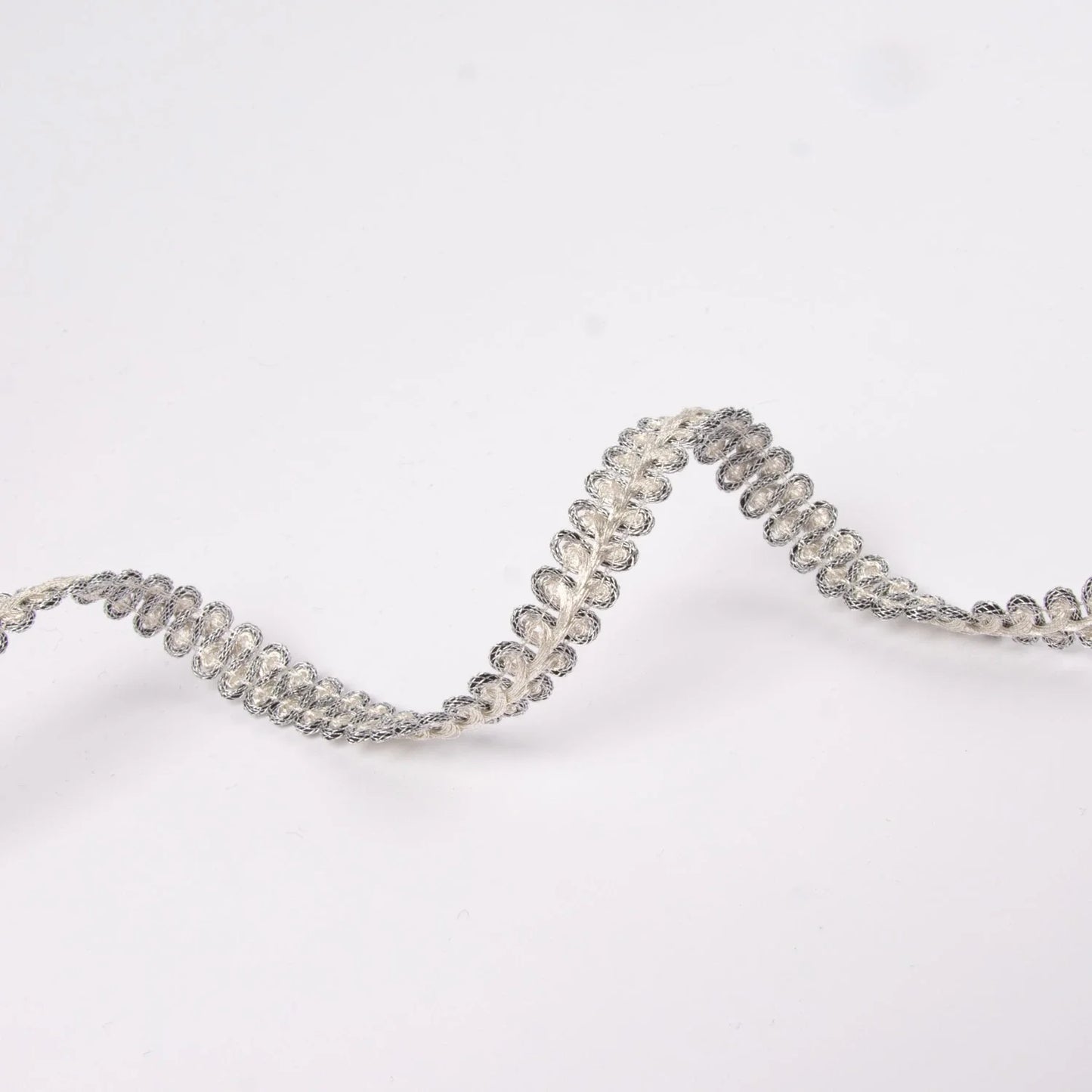 Agra. Sølvbraid 10mm-white silver