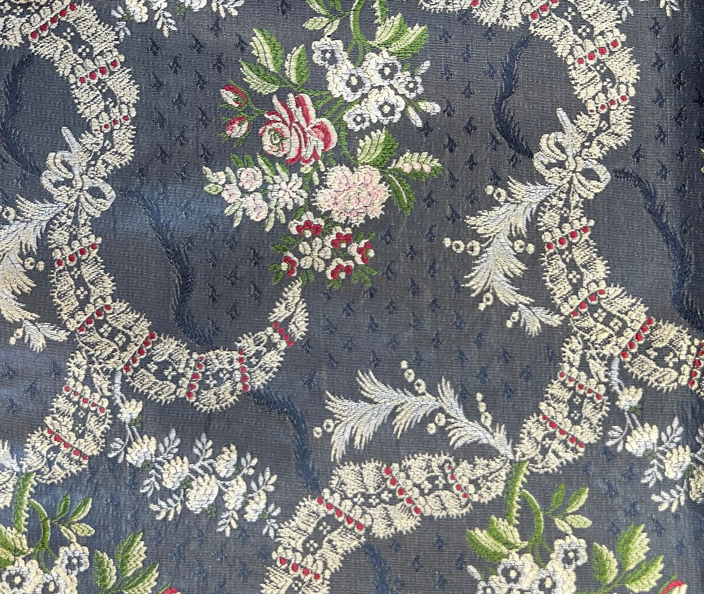 Dauphin lampas silk 140cm-blue