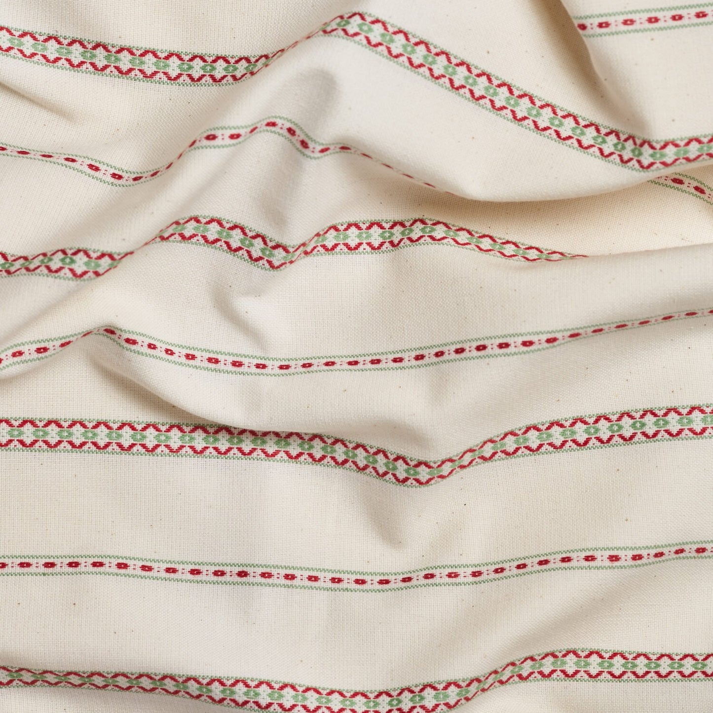Eva 02-cream w/red/grn ribbon