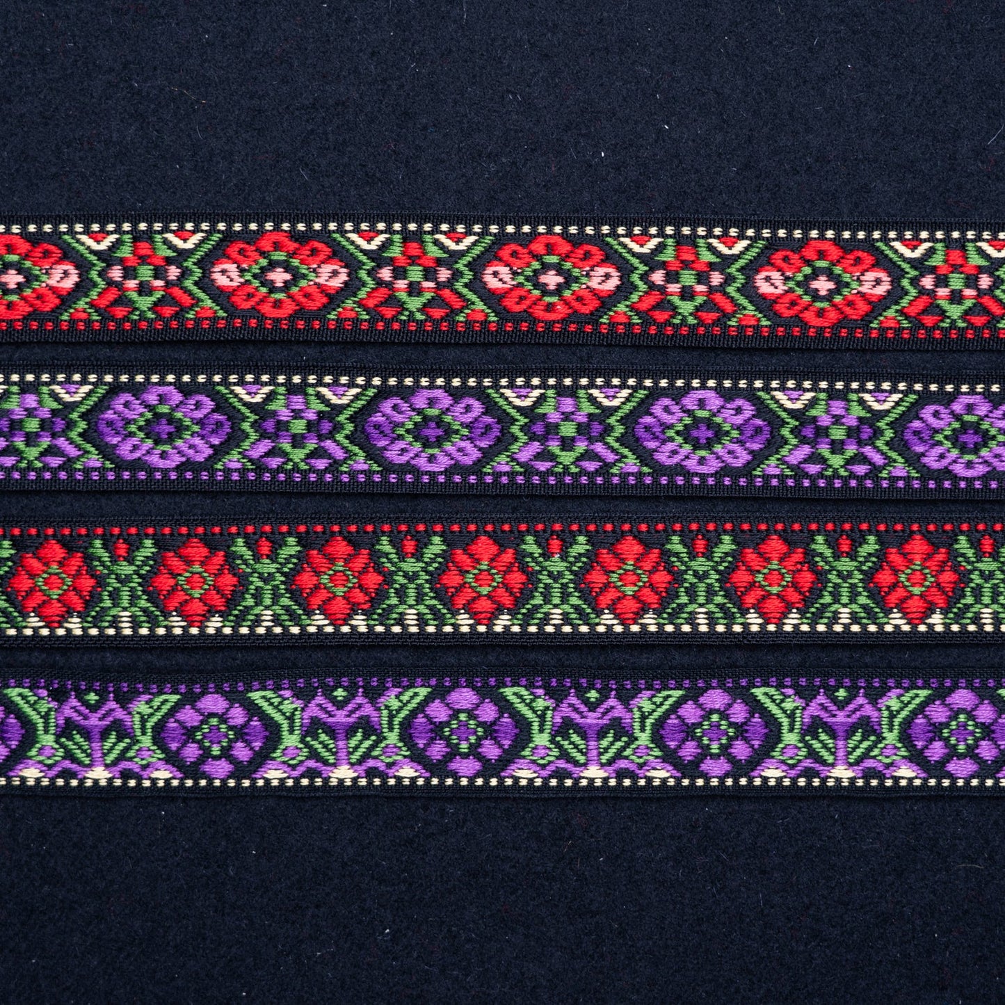 Hardanger #117-21mm-red/green