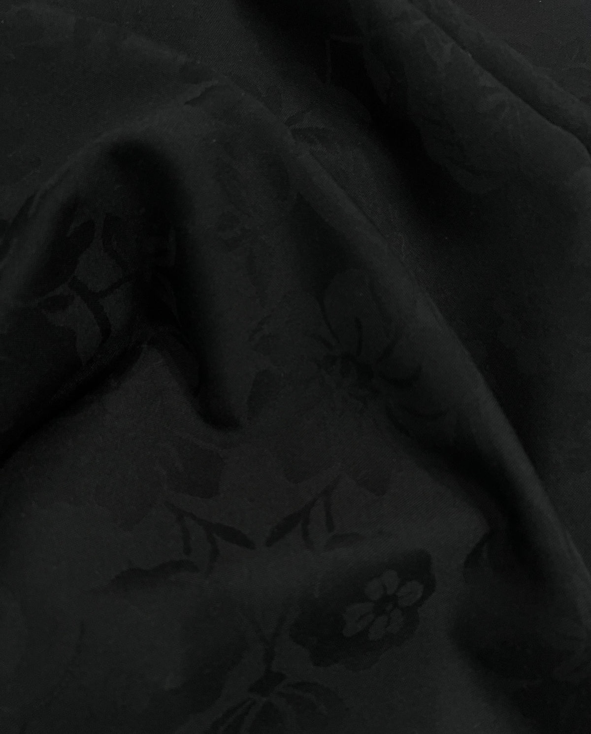 Wool fabric-1700-talls Ulldamask-4210-100% wool-150 cm wide-450 gr weight-black 190