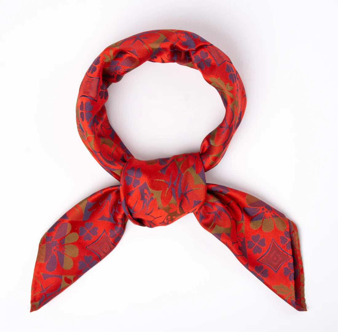 Kløvereng *124* silk scarf 70cm x 70cm-red/green/purple