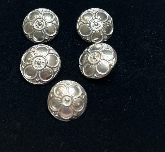 Button-Nora bright pewter-19mm