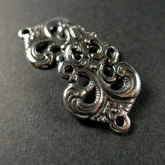 Clasps-Torhild pewter-60mm