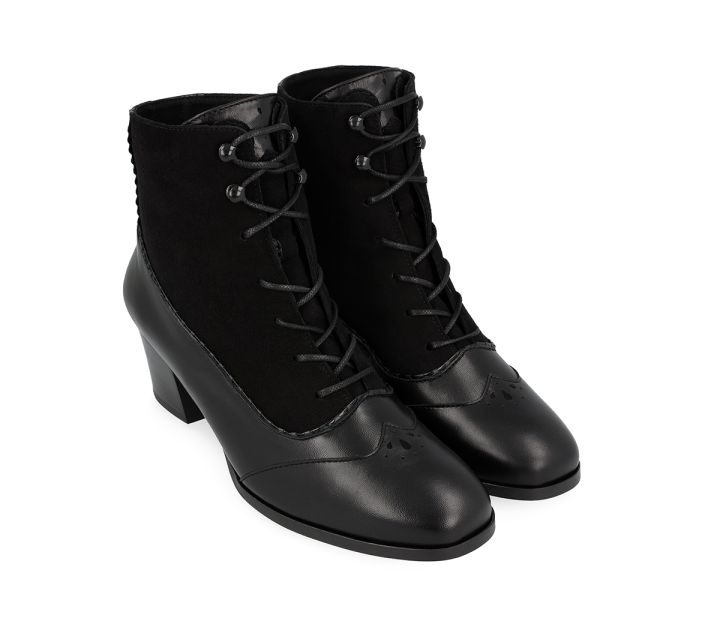 Women's bunad shoes-Klara boot-leather-black