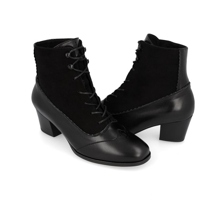 Women's bunad shoes-Klara boot-leather-black