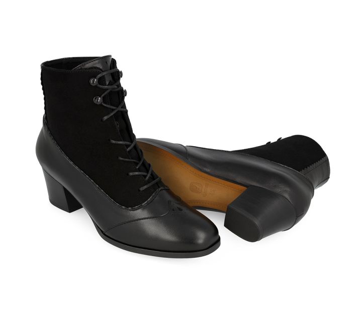 Women's bunad shoes-Klara boot-leather-black