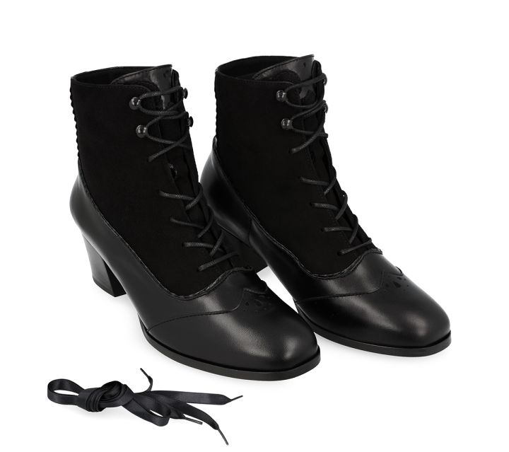 Women's bunad shoes-Klara boot-leather-black