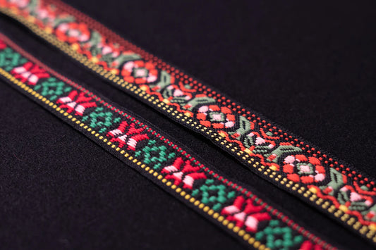 Hardanger #112-25mm-red/green/pink