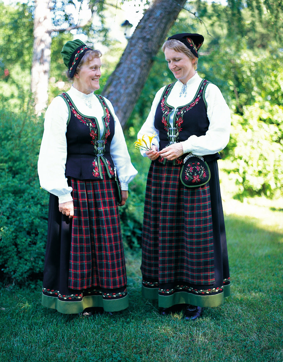 Bunad embroidery practice kit-Østerdals Ø48-Marie Aaen Bunad